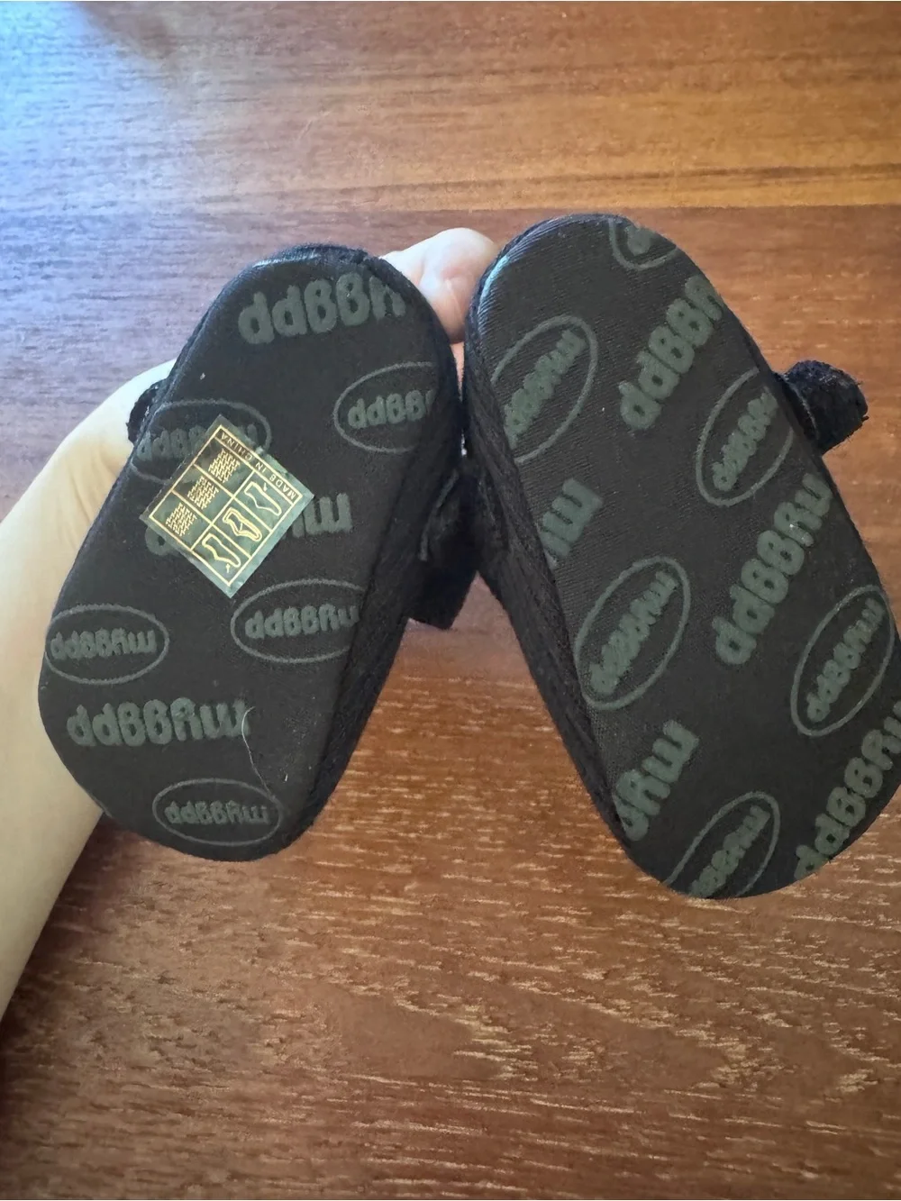 Baby/Toddler Bow Knit Slip-On Shoes in Black
